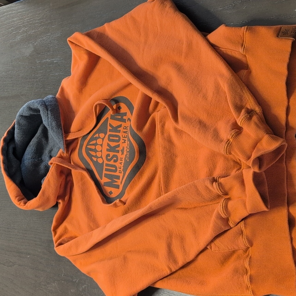 MUSKOKA BEAR WEAR HOODY